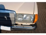 Mercedes-Benz 200 bei Gebrauchtwagen.expert - Abbildung (12 / 15)