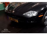 Jaguar XKR bei Gebrauchtwagen.expert - Abbildung (9 / 10)