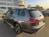 VW Golf bei Gebrauchtwagen.expert - Abbildung (4 / 14)