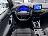 Ford Focus Turnier bei Gebrauchtwagen.expert - Abbildung (5 / 10)