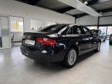 Audi A4 bei Gebrauchtwagen.expert - Abbildung (9 / 10)