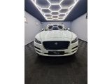 Jaguar F-Pace bei Gebrauchtwagen.expert - Abbildung (3 / 15)