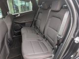 Ford Kuga bei Gebrauchtwagen.expert - Abbildung (13 / 15) Ford Kuga bei Gebrauchtwagen.expert - Abbildung (13 / 15)