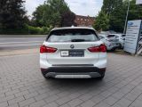 BMW X1 bei Gebrauchtwagen.expert - Abbildung (13 / 15) BMW X1 bei Gebrauchtwagen.expert - Abbildung (13 / 15)