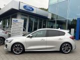 Ford Focus ST bei Gebrauchtwagen.expert - Abbildung (4 / 15)
