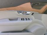 Volvo XC90 bei Gebrauchtwagen.expert - Abbildung (9 / 15)