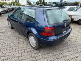 VW Golf bei Gebrauchtwagen.expert - Abbildung (6 / 11)