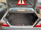 Mercedes-Benz E 260 bei Gebrauchtwagen.expert - Abbildung (8 / 11)