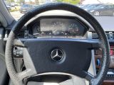 Mercedes-Benz 260 bei Gebrauchtwagen.expert - Abbildung (14 / 15)