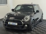 Mini Cooper D bei Gebrauchtwagen.expert - Abbildung (2 / 15) Mini Cooper D bei Gebrauchtwagen.expert - Abbildung (2 / 15)