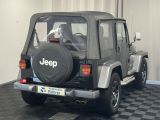 Jeep Wrangler bei Gebrauchtwagen.expert - Abbildung (8 / 15)