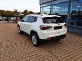 Jeep Compass bei Gebrauchtwagen.expert - Abbildung (4 / 15)