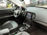Jeep Compass bei Gebrauchtwagen.expert - Abbildung (9 / 15)