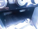 VW T-Roc bei Gebrauchtwagen.expert - Abbildung (9 / 15)