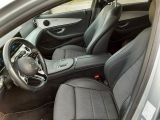 Mercedes-Benz E-Klasse bei Gebrauchtwagen.expert - Abbildung (11 / 15)