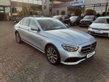 Mercedes-Benz E-Klasse bei Gebrauchtwagen.expert - Abbildung (2 / 15)