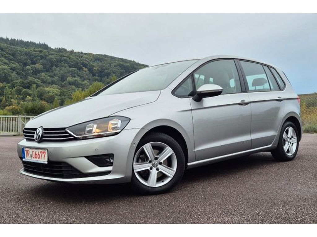 VW Golf Sportsvan bei Gebrauchtwagen.expert - Hauptabbildung VW Golf Sportsvan bei Gebrauchtwagen.expert - Hauptabbildung