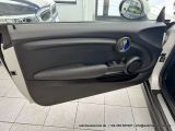 Mini Cooper D bei Gebrauchtwagen.expert - Abbildung (13 / 15)
