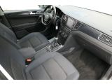 VW Golf Sportsvan bei Gebrauchtwagen.expert - Abbildung (13 / 15)