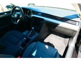 VW Passat bei Gebrauchtwagen.expert - Abbildung (15 / 15) VW Passat bei Gebrauchtwagen.expert - Abbildung (15 / 15)