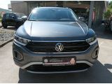 VW T-Roc bei Gebrauchtwagen.expert - Abbildung (5 / 15)