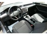 VW Passat bei Gebrauchtwagen.expert - Abbildung (15 / 15) VW Passat bei Gebrauchtwagen.expert - Abbildung (15 / 15)