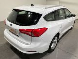 Ford Focus Turnier bei Gebrauchtwagen.expert - Abbildung (3 / 15)