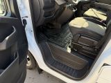Nissan NV400 bei Gebrauchtwagen.expert - Abbildung (12 / 15) Nissan NV400 bei Gebrauchtwagen.expert - Abbildung (12 / 15)