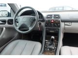 Mercedes-Benz CLK-Klasse bei Gebrauchtwagen.expert - Abbildung (5 / 15)
