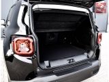 Jeep Renegade bei Gebrauchtwagen.expert - Abbildung (8 / 14)