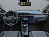 Toyota Auris bei Gebrauchtwagen.expert - Abbildung (13 / 15)