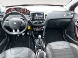 Peugeot 2008 bei Gebrauchtwagen.expert - Abbildung (12 / 15)