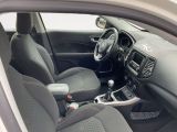 Jeep Compass bei Gebrauchtwagen.expert - Abbildung (12 / 15)