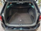 VW Passat bei Gebrauchtwagen.expert - Abbildung (8 / 15) VW Passat bei Gebrauchtwagen.expert - Abbildung (8 / 15)
