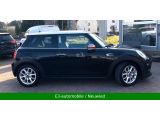 Mini Cooper bei Gebrauchtwagen.expert - Abbildung (4 / 15)