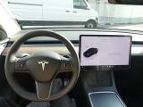 Tesla Model Y bei Gebrauchtwagen.expert - Abbildung (8 / 10)