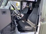 Land Rover 110 bei Gebrauchtwagen.expert - Abbildung (7 / 15)