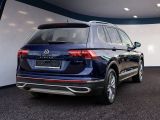 VW Tiguan Allspace bei Gebrauchtwagen.expert - Abbildung (3 / 15)