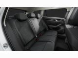 VW Passat bei Gebrauchtwagen.expert - Abbildung (12 / 15) VW Passat bei Gebrauchtwagen.expert - Abbildung (12 / 15)