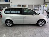 VW Touran bei Gebrauchtwagen.expert - Abbildung (6 / 15)