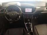 VW T-Roc bei Gebrauchtwagen.expert - Abbildung (11 / 15)