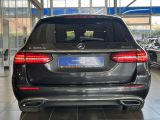 Mercedes-Benz E-Klasse bei Gebrauchtwagen.expert - Abbildung (5 / 15)