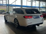 Mercedes-Benz E-Klasse bei Gebrauchtwagen.expert - Abbildung (4 / 15) Mercedes-Benz E-Klasse bei Gebrauchtwagen.expert - Abbildung (4 / 15)