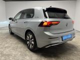 VW Golf VIII bei Gebrauchtwagen.expert - Abbildung (3 / 15)