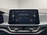 VW T-Roc bei Gebrauchtwagen.expert - Abbildung (14 / 15)