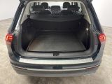 VW Tiguan Allspace bei Gebrauchtwagen.expert - Abbildung (5 / 15)