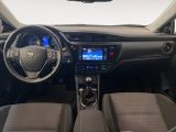 Toyota Auris bei Gebrauchtwagen.expert - Abbildung (13 / 15) Toyota Auris bei Gebrauchtwagen.expert - Abbildung (13 / 15)