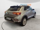 VW T-Roc bei Gebrauchtwagen.expert - Abbildung (5 / 15) VW T-Roc bei Gebrauchtwagen.expert - Abbildung (5 / 15)