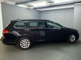 VW Passat bei Gebrauchtwagen.expert - Abbildung (3 / 15) VW Passat bei Gebrauchtwagen.expert - Abbildung (3 / 15)
