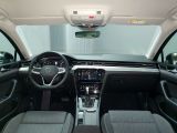 VW Passat bei Gebrauchtwagen.expert - Abbildung (8 / 15) VW Passat bei Gebrauchtwagen.expert - Abbildung (8 / 15)